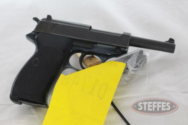  Walther P1_1.jpg